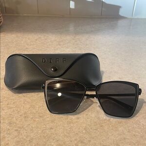 Diff Eyewear Black Sunglasses